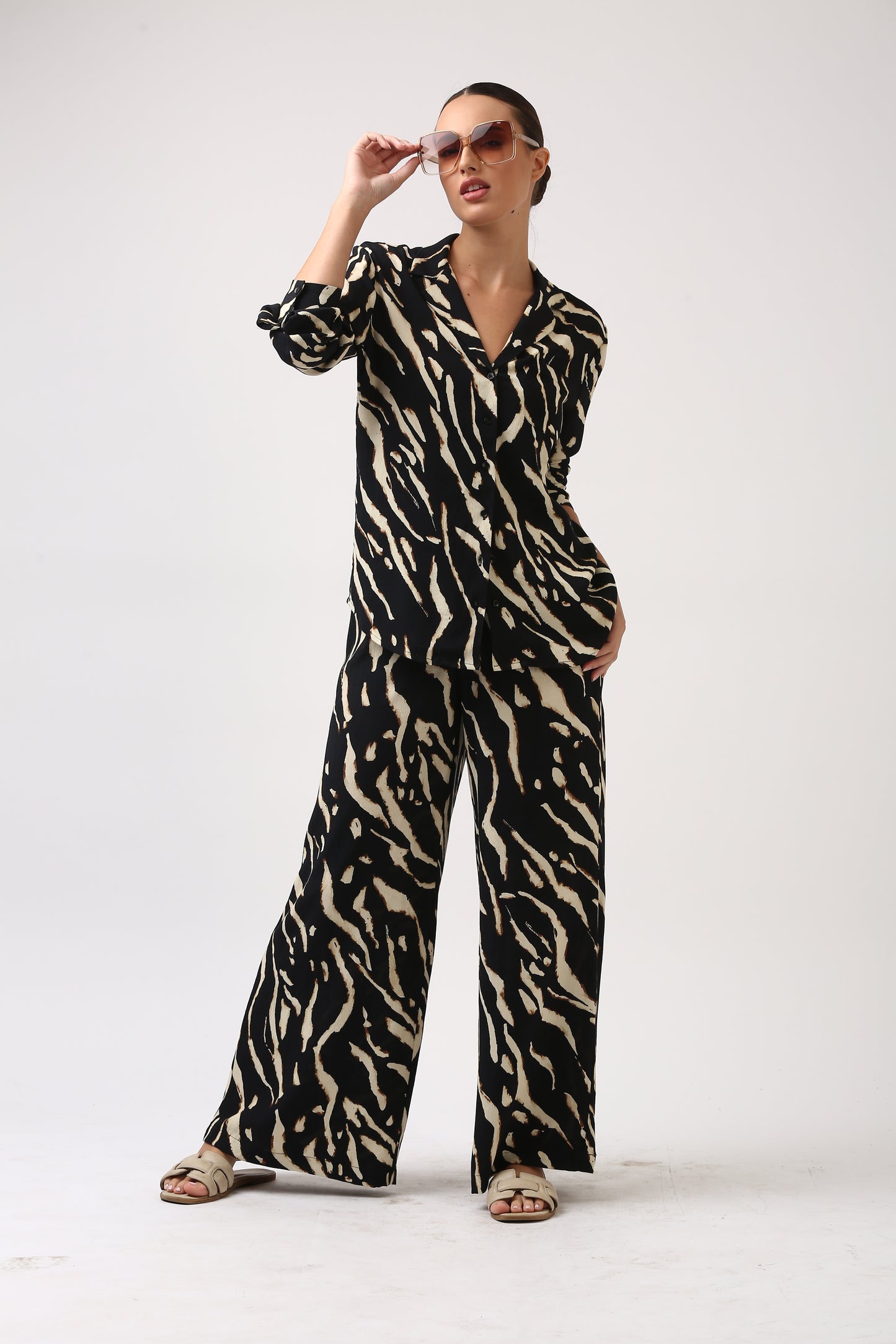 Black Printed Lapel Collar Shirt