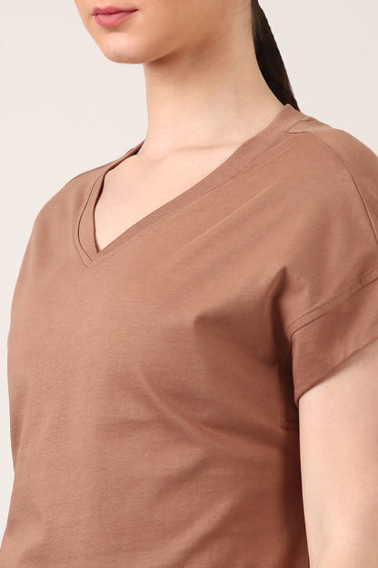 Side Slit V-Neck Cotton T-Shirt – Cocoa Brown