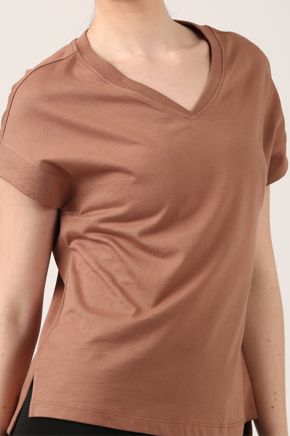 Side Slit V-Neck Cotton T-Shirt – Cocoa Brown